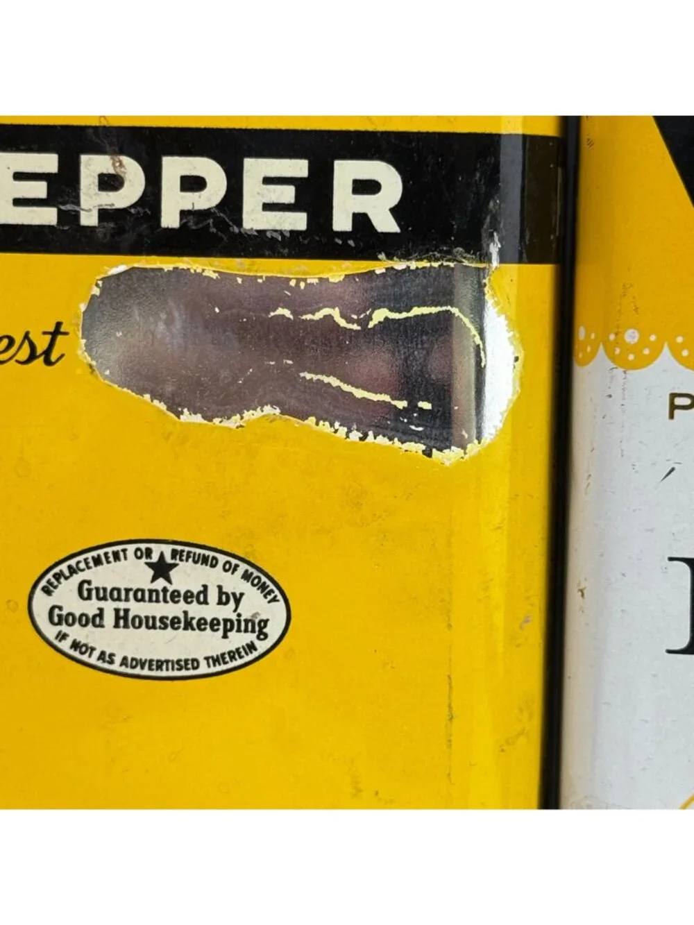 Vintage Watkins Black Pepper 8 oz Tins Lot of 2